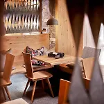 Alpenhotel Perner Otel 4*