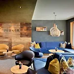 Otel Alpenhotel Perner 4*