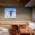Alpenhotel Perner Otel