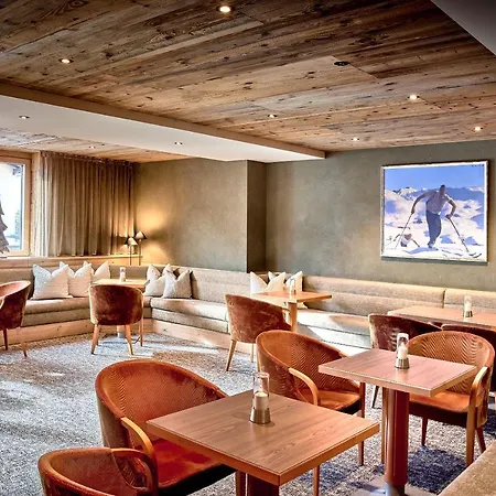 فندق Alpenhotel Perner اوبرتاورن