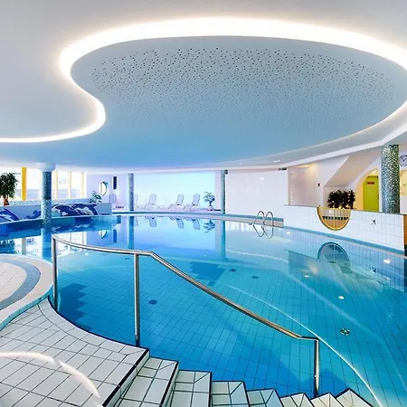 Alpenhotel Perner فندق