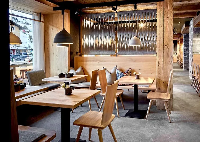 Hotel Alpenhotel Perner 4*