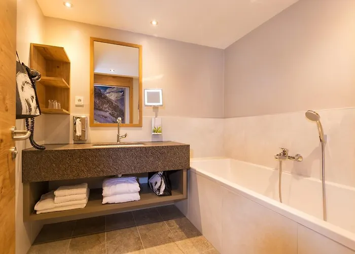 Hotel Alpenhotel Perner 4*